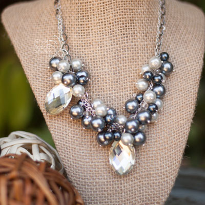 Gray Pearl Glamour Necklace