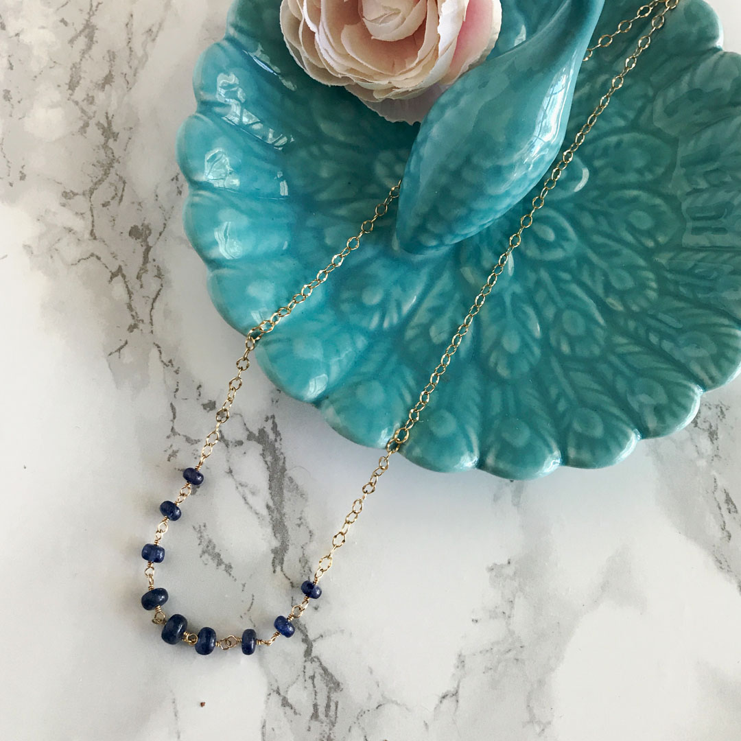 14kt gold sapphire necklace